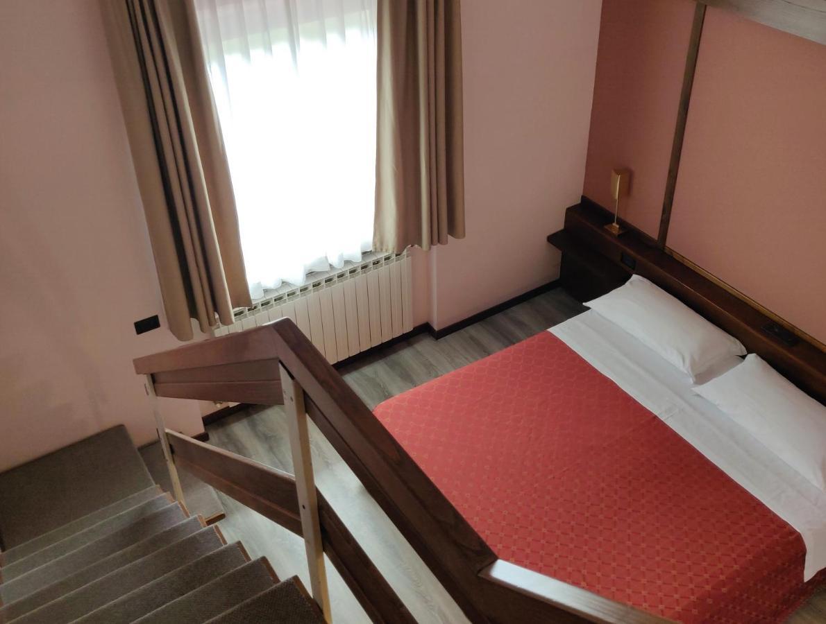 Hotel Capracotta Ngoại thất bức ảnh