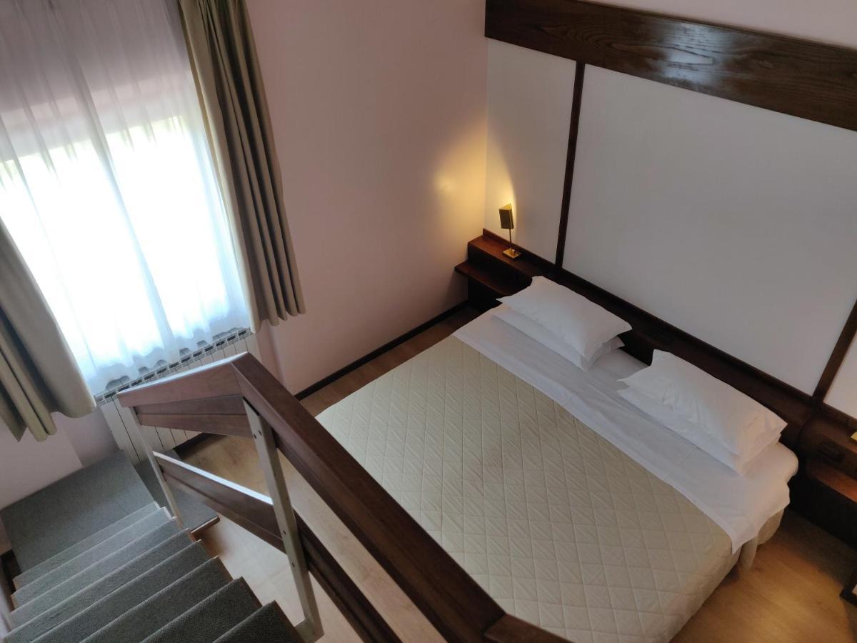 Hotel Capracotta Ngoại thất bức ảnh