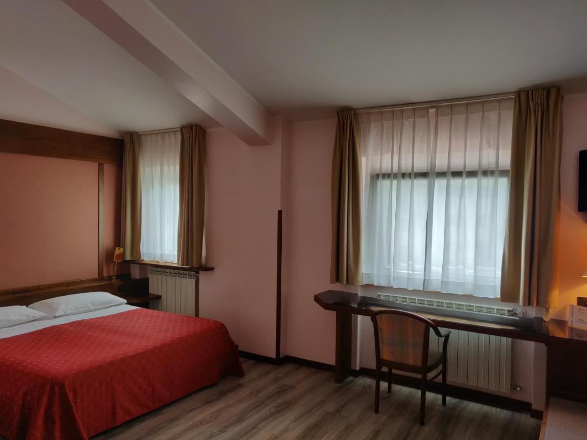 Hotel Capracotta Ngoại thất bức ảnh